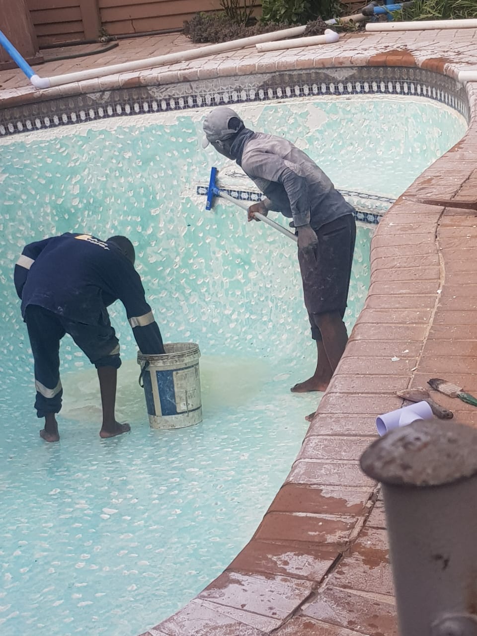 swimming pool resurfacing and tiling Gauteng services