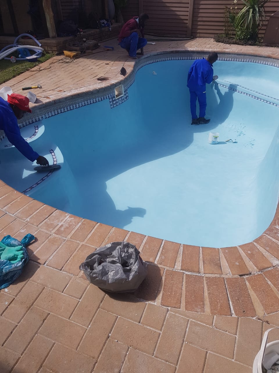 expert swimming pool renovations Gauteng – modern pool finishes